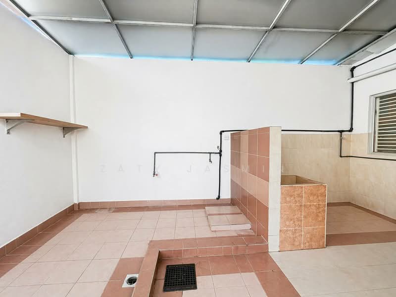 Semi-Detached House for Sale in Seri Aman Heights (Sungai Buloh) - Zaty Jasmin - Interior - PropertyGuru.com.my