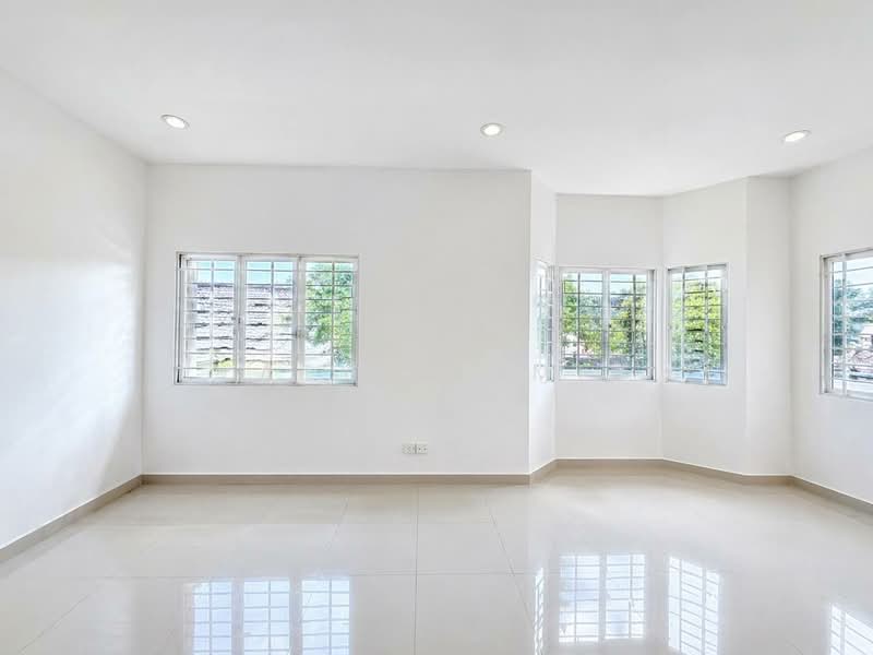 Semi-Detached House for Sale in Seri Aman Heights (Sungai Buloh) - Zaty Jasmin - Interior - PropertyGuru.com.my