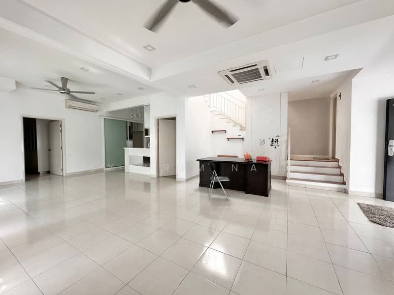 2-storey Terraced House for Sale in Bandar Bukit Raja (Klang) - Syahrim Naim - Living Room - PropertyGuru.com.my
