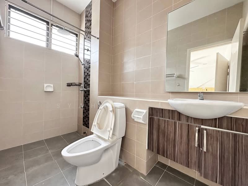 2-storey Terraced House for Sale in Bandar Bukit Raja (Klang) - Syahrim Naim - Bathroom - PropertyGuru.com.my