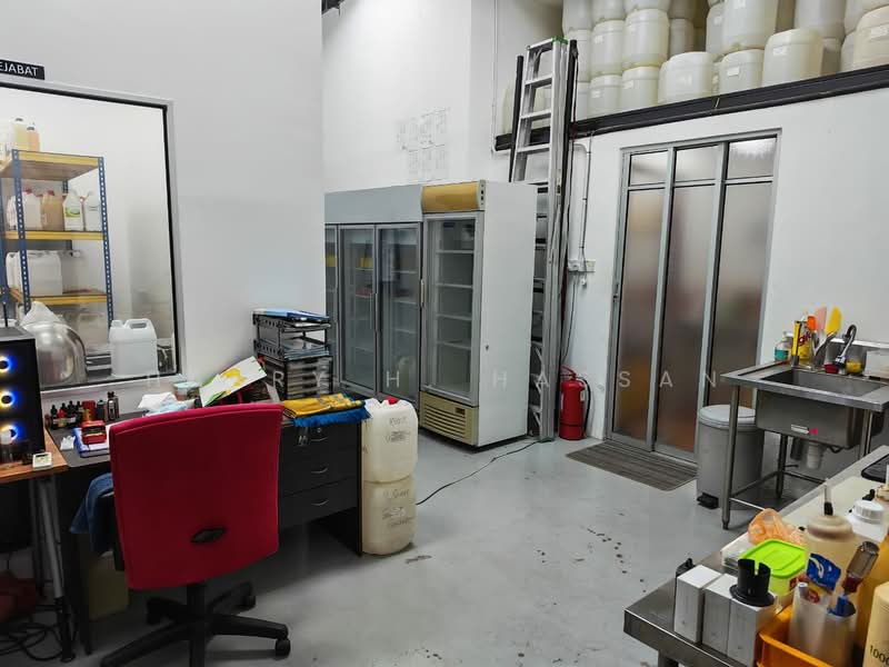 Terrace Factory for Rent in Usj 1 (Subang Jaya) - Harry H. Hassan - Interior - PropertyGuru.com.my