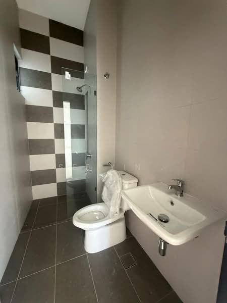 Cluster House for Sale in Johor Bahru (Johor) - See Yin . - Bathroom - PropertyGuru.com.my