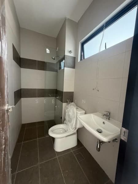 Cluster House for Sale in Johor Bahru (Johor) - See Yin . - Bathroom - PropertyGuru.com.my