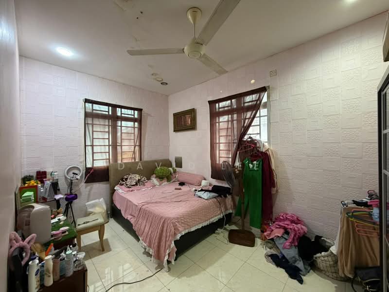 Rumah Berkembar untuk Dijual di Taman Bakap Indah (Sungai Bakap) - David Lee - Bedroom - PropertyGuru.com.my