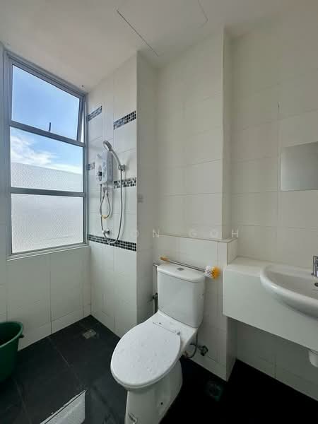 Condominium for Rent at Jambul Height Condominium - Gyson Goh - Bathroom - PropertyGuru.com.my