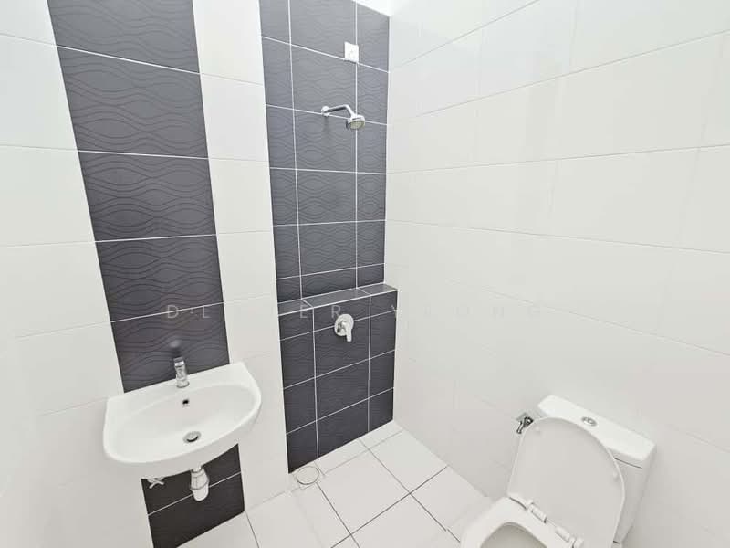 Rumah Teres 2 Tingkat untuk Dijual di Eco Majestic (Semenyih) - Dexter Yeong - Bathroom - PropertyGuru.com.my