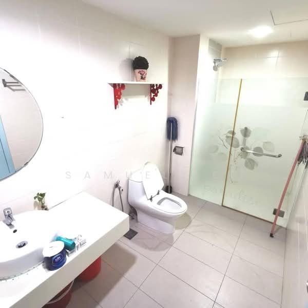 Kondominium untuk Dijual di Ceriaan Kiara - Samuel Lee - Bathroom - PropertyGuru.com.my