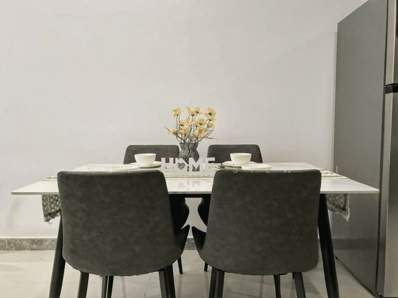Service Residence for Rent at R&F Princess Cove Phase 1 - Mandy Goh Siew Li - Dining Room - PropertyGuru.com.my