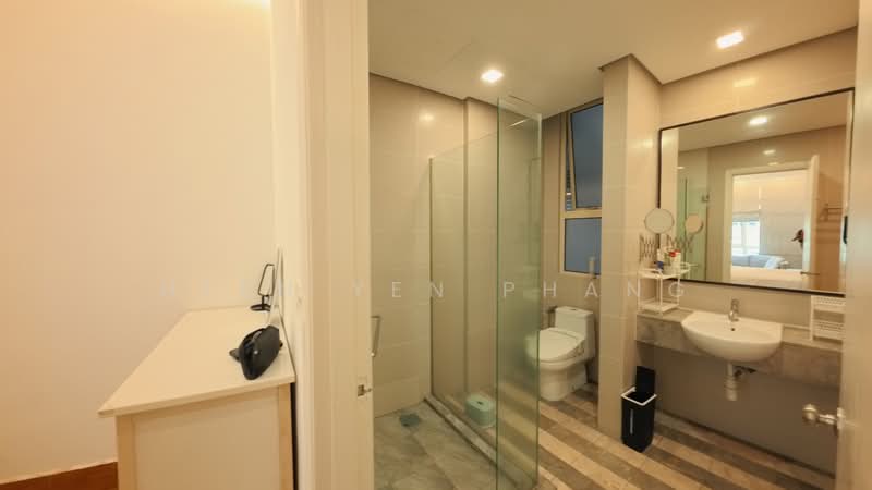 Kondominium untuk Disewa di Northpoint Residences - Heen Yen Phang - Bathroom - PropertyGuru.com.my