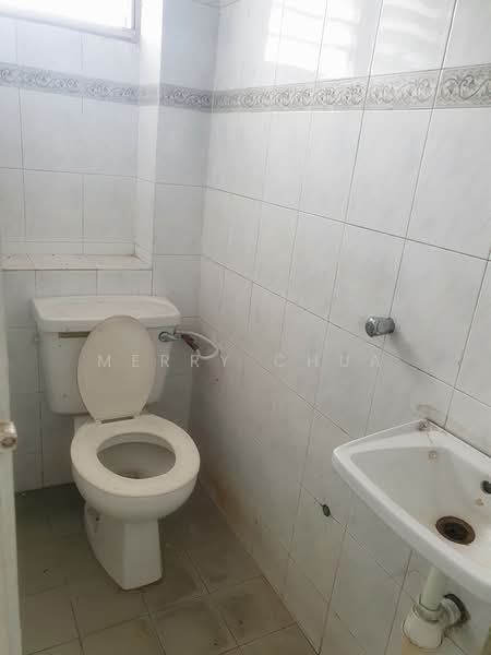 For Rent - Taman Johor Jaya