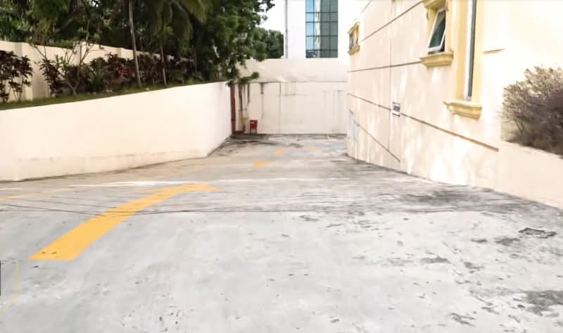 For Rent - Taipan Business Centre