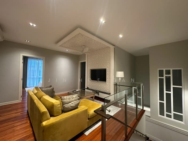 Condominium for Sale at Pavilion Hilltop - Jin Hoe Gan - Living Room - PropertyGuru.com.my