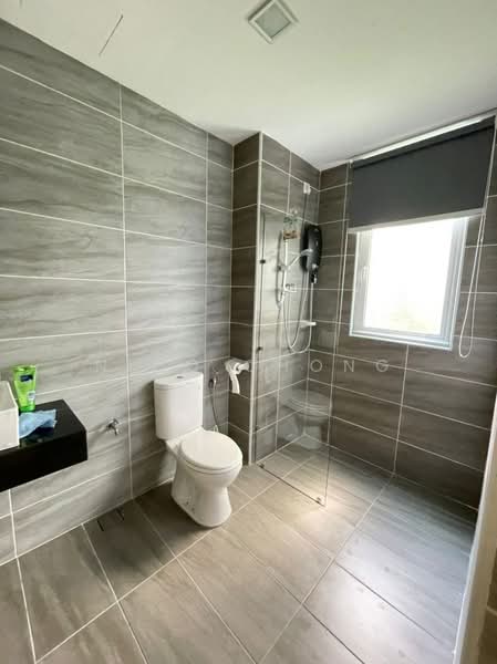 Servis Apartment untuk Dijual di KSL Residence @ Daya - Nico Chong - Bathroom - PropertyGuru.com.my