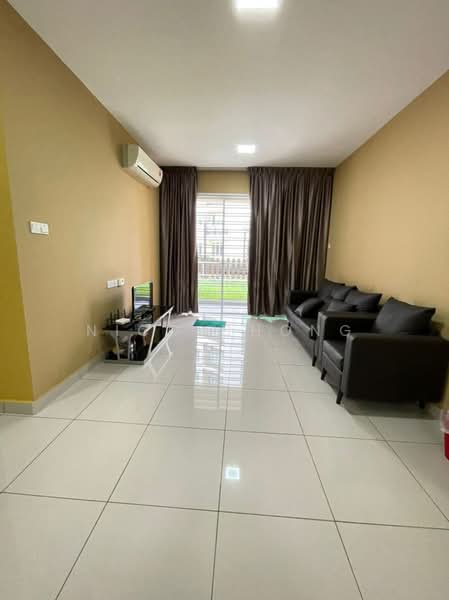 Servis Apartment untuk Dijual di KSL Residence @ Daya - Nico Chong - Living Room - PropertyGuru.com.my