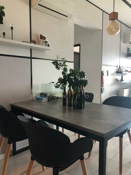 Service Residence for Rent at Emira Residence - Jason Toh - Dining Room - PropertyGuru.com.my