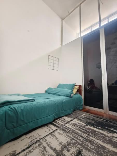 2-storey Terraced House for Rent in Cyberjaya (Selangor) - Mohd Aizat Saiful Bahri - Bedroom - PropertyGuru.com.my