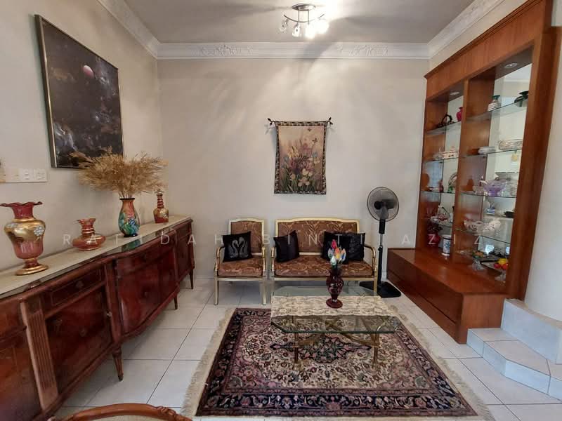 Rumah Berkembar untuk Dijual di Kota Damansara (Selangor) - Rafidah Binti Aziz - Living Room - PropertyGuru.com.my