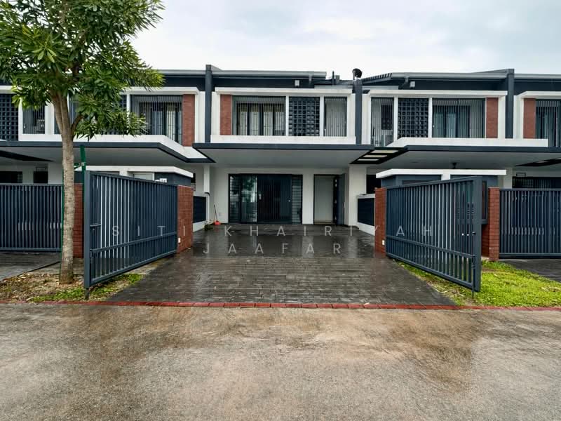 Rumah Teres 2 Tingkat untuk Dijual di Elmina (Shah Alam) - SITI KHAIRIYAH JAAFAR - Exterior - PropertyGuru.com.my
