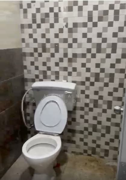 Other Property for Rent in Shah Alam (Selangor) - Asman Samsudin - Bathroom - PropertyGuru.com.my