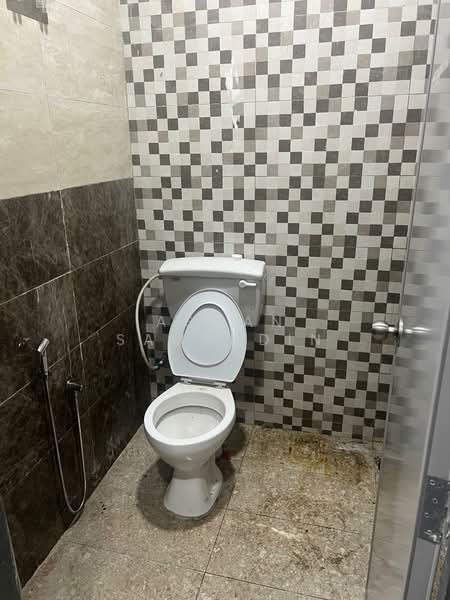 Other Property for Rent in Shah Alam (Selangor) - Asman Samsudin - Bathroom - PropertyGuru.com.my