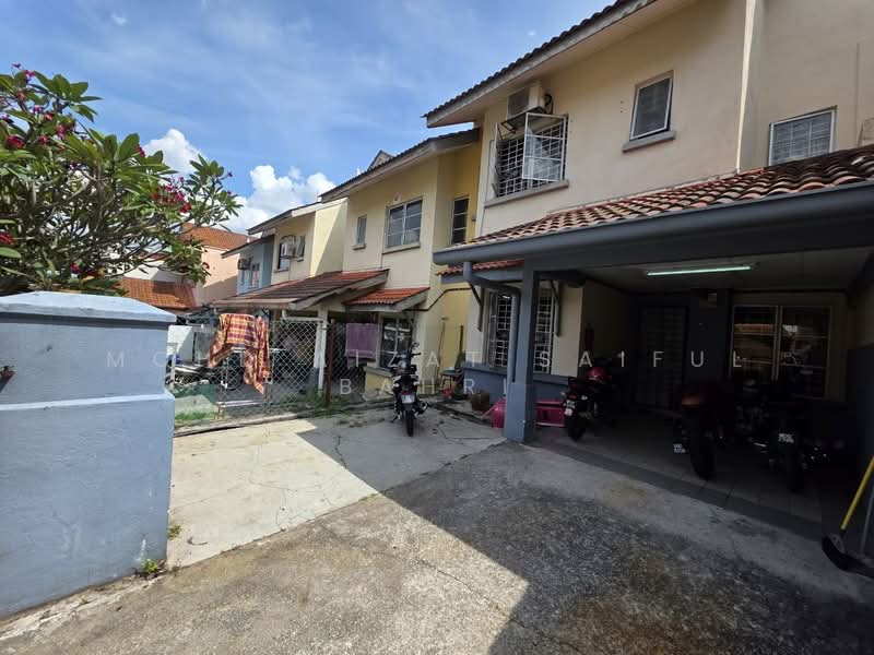 2-storey Terraced House for Sale in Bandar Baru Bangi (Selangor) - Mohd Aizat Saiful Bahri - Exterior - PropertyGuru.com.my