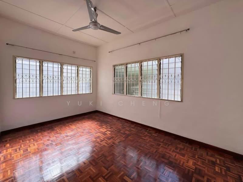 Semi-Detached House for Sale in Taman Nong Chik (Johor Bahru) - Yuki Cheng - PropertyGuru.com.my