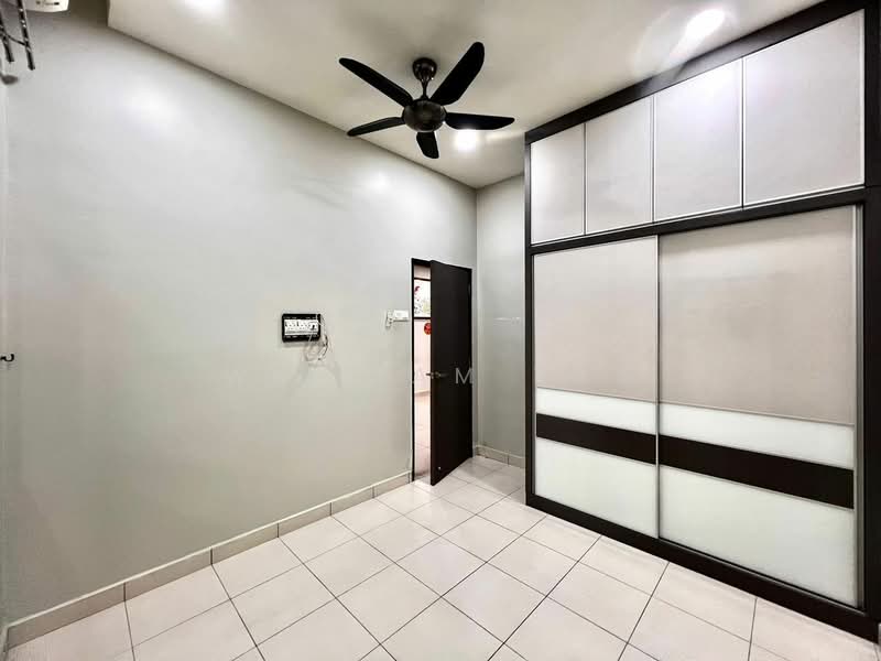 2-storey Terraced House for Sale in Taman Seri Austin (Tebrau) - William Tay - Bedroom - PropertyGuru.com.my