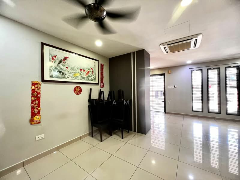 2-storey Terraced House for Sale in Taman Seri Austin (Tebrau) - William Tay - Living Room - PropertyGuru.com.my