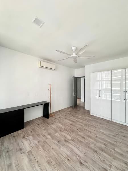 Condominium for Rent at Lakefront Residence - TOH VICKIE - Bedroom - PropertyGuru.com.my