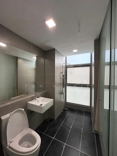Condominium for Rent at Lakefront Residence - TOH VICKIE - Bathroom - PropertyGuru.com.my