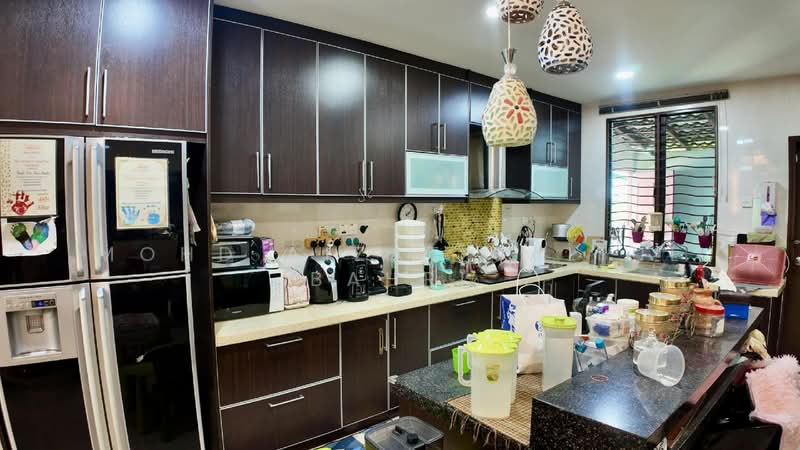 2-storey Terraced House for Sale in Bandar Baru Bangi (Selangor) - Mohd Aizat Saiful Bahri - Kitchen - PropertyGuru.com.my
