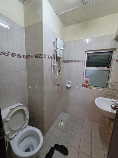 Kondominium untuk Dijual di Kelana Mahkota - Allen Tan - Bathroom - PropertyGuru.com.my