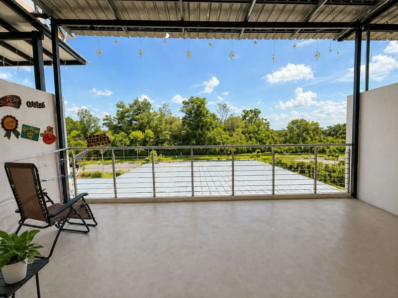 Rumah Teres 2 Tingkat untuk Dijual di Bandar Layangkasa (Pasir Gudang) - Sufi Norman - Balcony - PropertyGuru.com.my