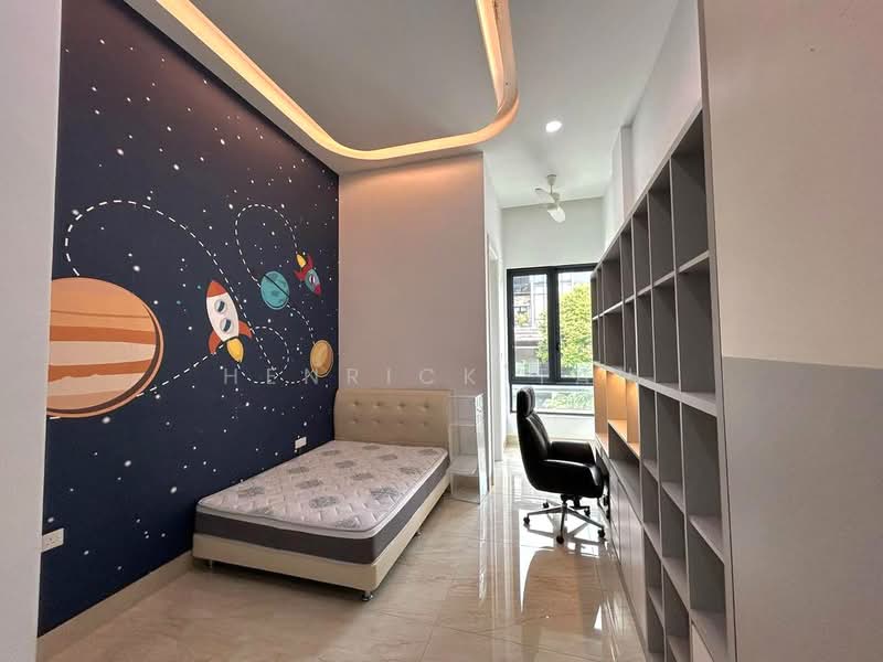 Bungalow for Sale in Country Heights Damansara (Kuala Lumpur) - Henrick Tan - Bedroom - PropertyGuru.com.my
