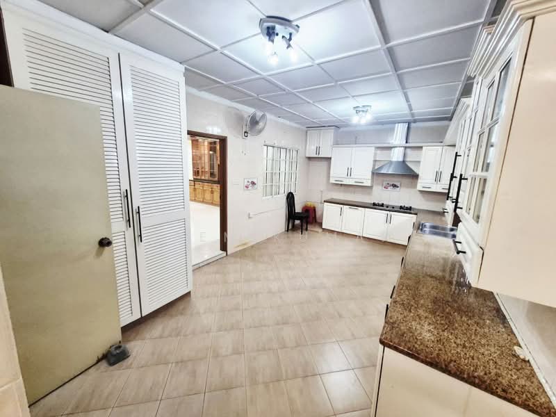 2-storey Terraced House for Sale in Bangsar (Kuala Lumpur) - Prem Kumar - Kitchen - PropertyGuru.com.my