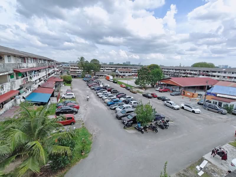 Rumah Flat untuk Dijual di Flat Taman Ungku Tun Aminah - Alviss Tay - Exterior - PropertyGuru.com.my