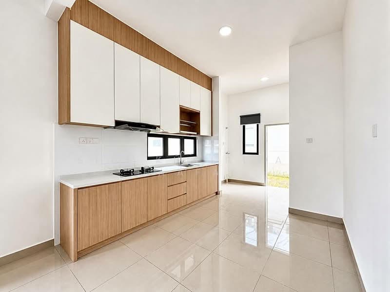 Semi-Detached House for Sale in Cyber 10 (Cyberjaya) - SITI KHAIRIYAH JAAFAR - Kitchen - PropertyGuru.com.my
