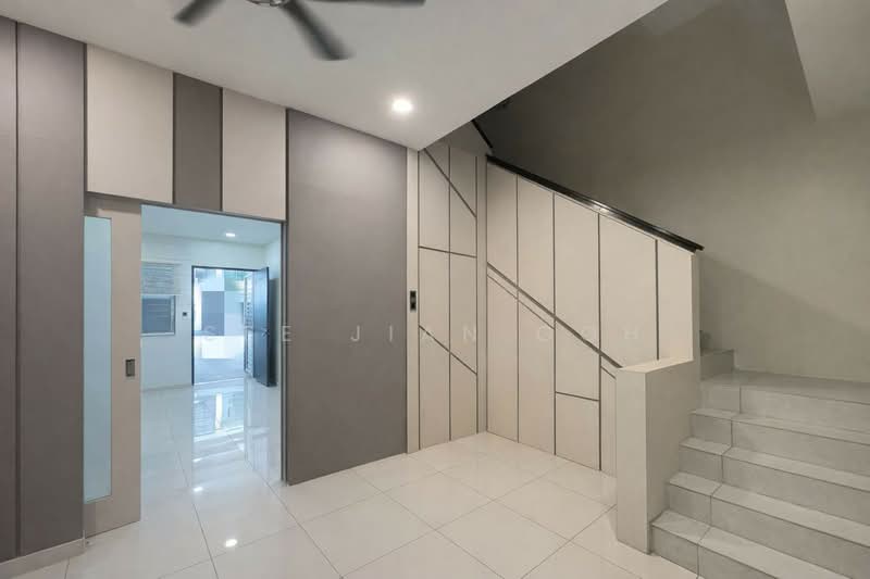 3-storey Terraced House for Sale in Taman Desa Oren (Butterworth) - See Jian Goh - Entrance - PropertyGuru.com.my