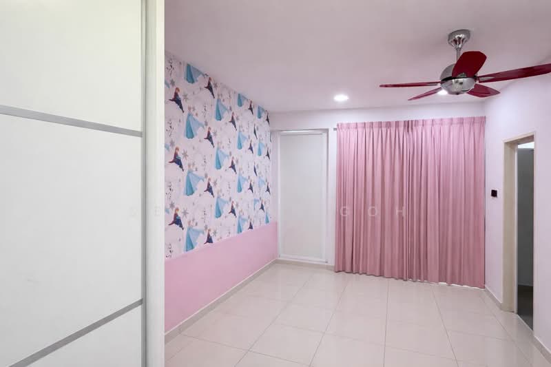 3-storey Terraced House for Sale in Taman Desa Oren (Butterworth) - See Jian Goh - Bedroom - PropertyGuru.com.my