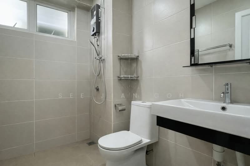 3-storey Terraced House for Sale in Taman Desa Oren (Butterworth) - See Jian Goh - Bathroom - PropertyGuru.com.my