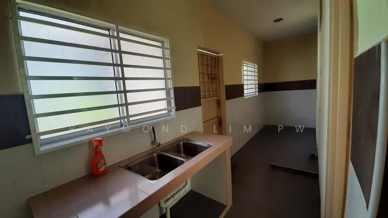 2-storey Terraced House for Sale in Taman Bertam Setia (Tanjong Minyak) - Raymond Lim PW - Kitchen - PropertyGuru.com.my