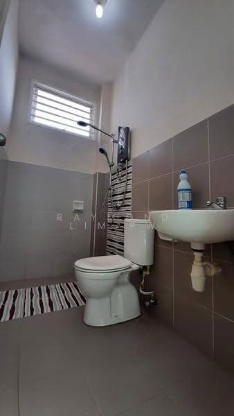 2-storey Terraced House for Sale in Taman Bertam Setia (Tanjong Minyak) - Raymond Lim PW - Bathroom - PropertyGuru.com.my