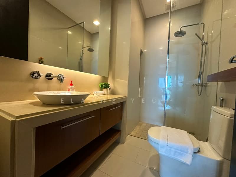 Servis Apartment untuk Disewa di Straits Quay (The Suites at Waterside) - Elaine Yeoh - Bathroom - PropertyGuru.com.my