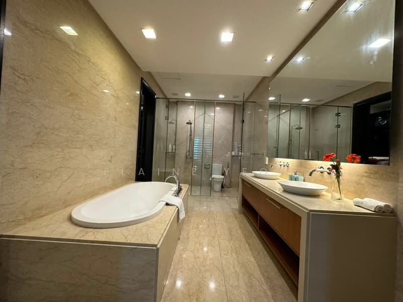 Servis Apartment untuk Disewa di Straits Quay (The Suites at Waterside) - Elaine Yeoh - Bathroom - PropertyGuru.com.my