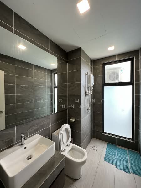 Servis Apartment untuk Disewa di Bell Suites - Tang Ming Fung - Bathroom - PropertyGuru.com.my