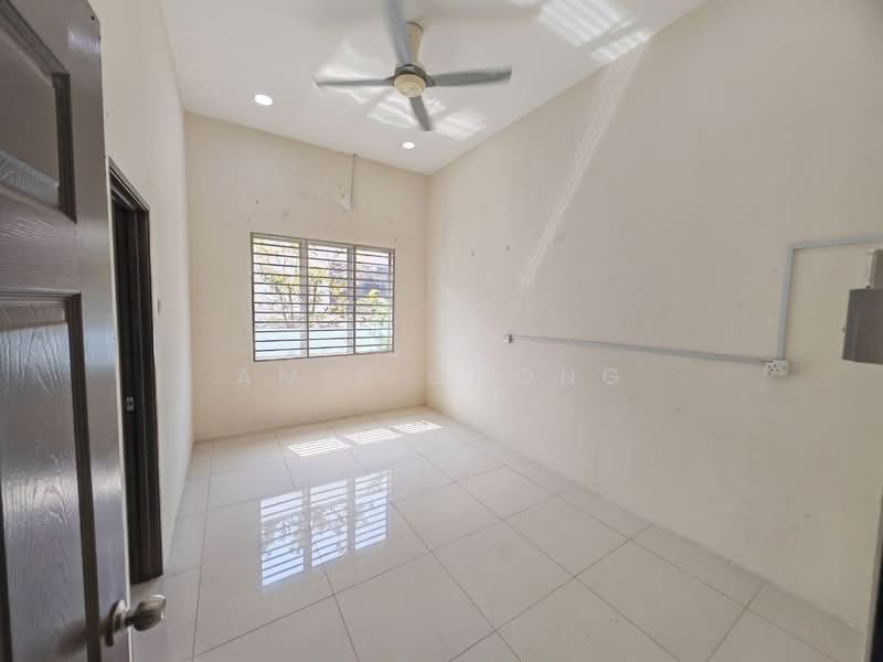 Semi-Detached House for Sale in Medan Klebang Harmoni (Chemor) - Amie Chong - Interior - PropertyGuru.com.my