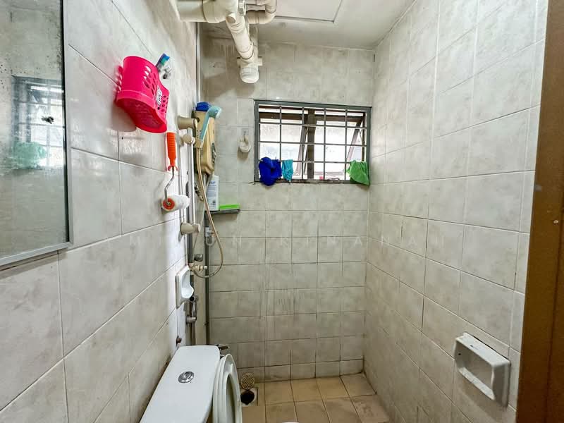 Kondominium untuk Dijual di Kenanga Point - Amirun Kinanah - Bathroom - PropertyGuru.com.my