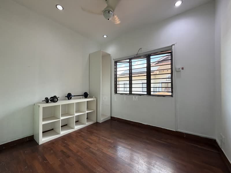 Bungalow for Sale in Sungai Long (Bandar Sungai Long) - ChaoLim . - Bedroom - PropertyGuru.com.my