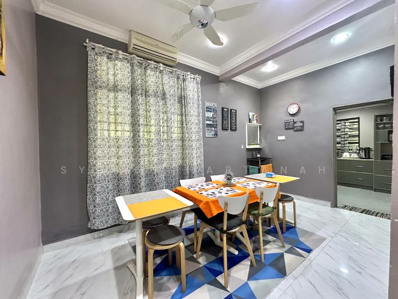Rumah Banglo untuk Dijual di Shah Alam (Selangor) - Syukor Hartanah - Dining Room - PropertyGuru.com.my