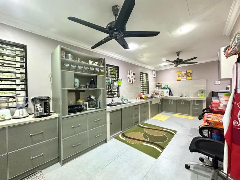 Rumah Banglo untuk Dijual di Shah Alam (Selangor) - Syukor Hartanah - Kitchen - PropertyGuru.com.my